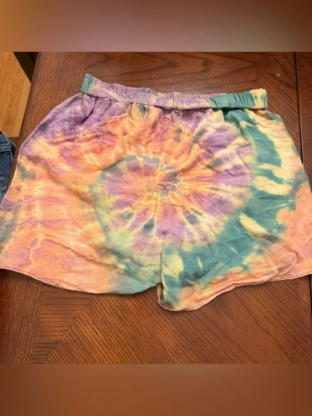 colorful Kathmandu Imports tie dye lounge festival shorts 🌈